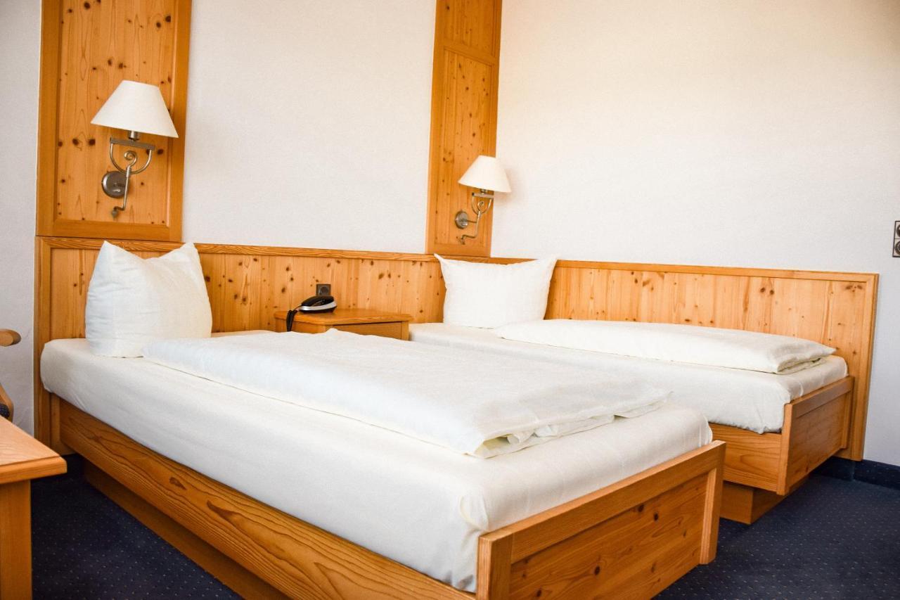 Hotel Bergwiesen - Zimmer Mit Balkon Oder Terasse Lohr Exteriér fotografie
