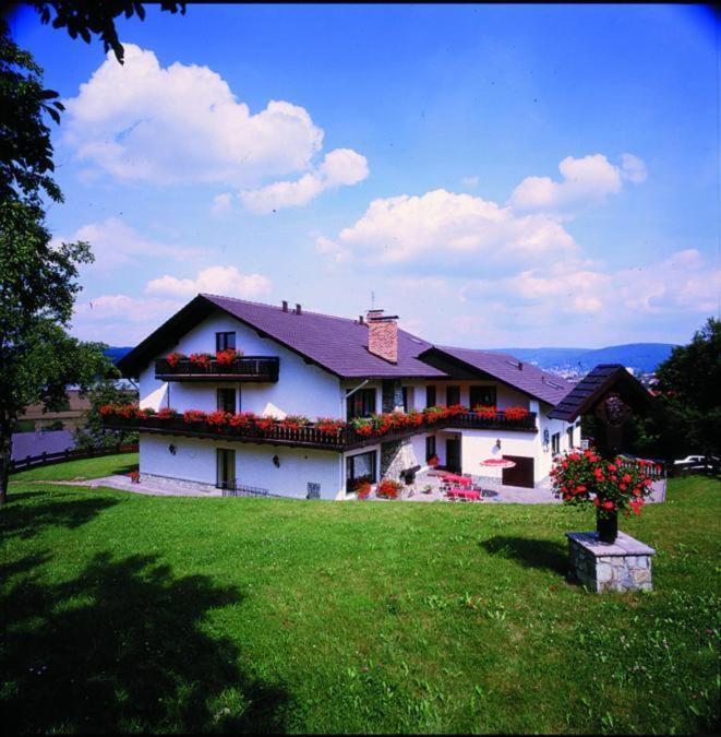 Hotel Bergwiesen - Zimmer Mit Balkon Oder Terasse Lohr Exteriér fotografie