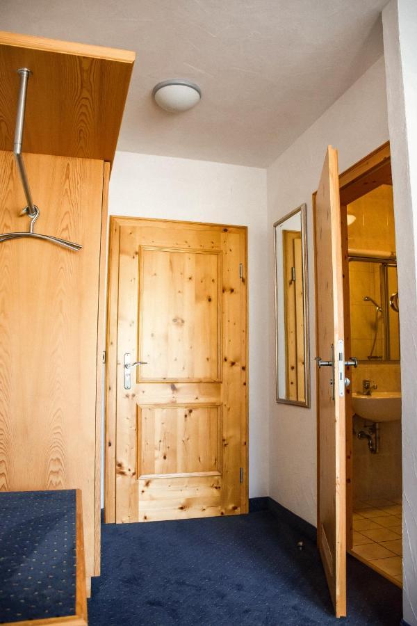 Hotel Bergwiesen - Zimmer Mit Balkon Oder Terasse Lohr Exteriér fotografie